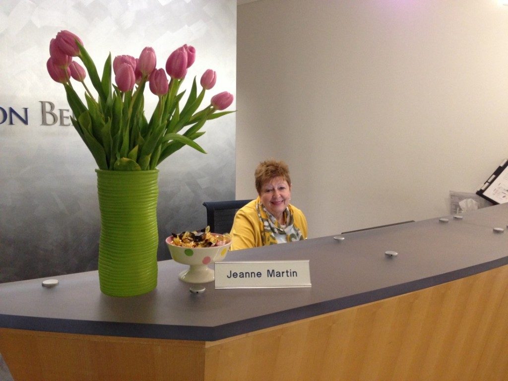 Jeanne Martin, Receptionist